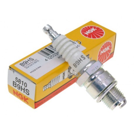 CANDELA NGK CR7EKB TIPO RESISTIVO DIAMETRO 10MM ESAGONO 16.0 TERMINALE FISSO