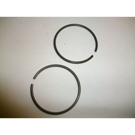 ANELLO ELASTICO PER BLOCCAGGIO BOCCHETTONE IN ALLUMINIO AL COLLETTORE DI APIRAZIONE PER VESPA 50 90 125 SPECIAL N L R