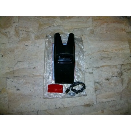 PORTATARGA CON FANALINO HM CRE 50 1A SERIE